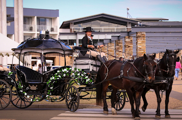 Cinderella Arrivals at Rydges Resort Hunter Valley for the Hunter Valley Wedding Fair 2023